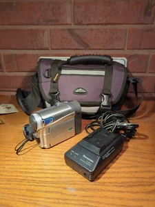 Panasonic PV-GS14 800x Digital Zoom Camcorder + Bag Charger Battery Mini DV Cord - Picture 1 of 10