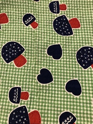 Vintage Seersucker Unused/Unwashed Textured Fabric 2.5 metres - Murshrooms - Image 1 of 4