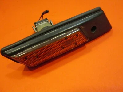 Luces de señalización delanteras BMW 325i 93-97 - Guardabarros OEM de fábrica - Lado del conductor izquierdo Foto 1 de 4