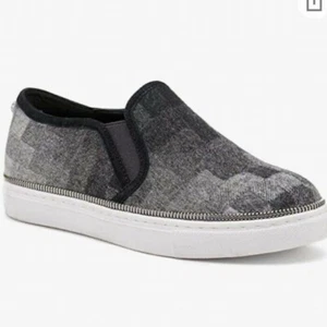 BOTKIER Women's Harper Tonal Check Slip-On Platform Sneakers size 6.5 - Picture 1 of 12