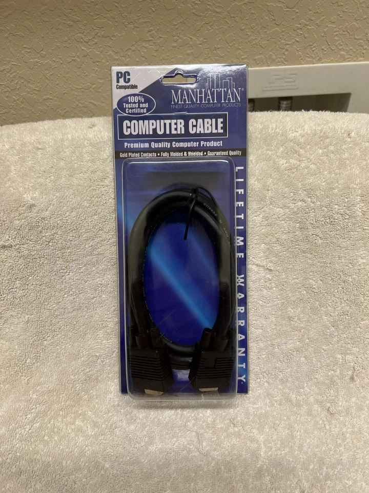 Manhattan 6FT SVGA Monitor Cable HD15MM 360609 Gold Plated - Image 1 of 1