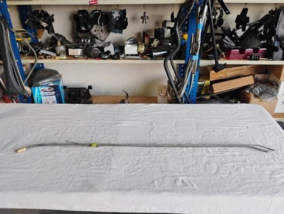 Arcos de techo Ford Mustang Fastback 1965-66 OEM con retenedores | Original Foto 1 de 4