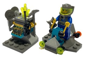 LEGO 4910, Hover Scout, Rock Raiders, Complete w/ minifig, No box or manual NICE