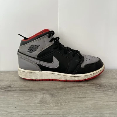 Nike Air Jordan 1 Mid Bred Shadow Black Red Gray DQ8423-006 Youth Shoes Sz 4.5Y - Image 1 of 4