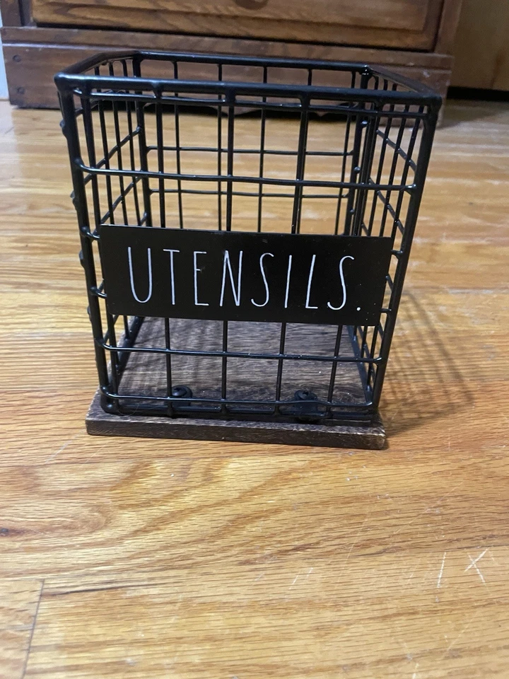 ПОСУДА Rae Dunn. Держатель, квадратная проволока и дерево, фермерский дом кухня, пикник, вечеринка - Изображение 1 из 4