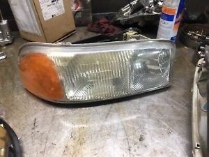 Pair Set Headlights Headlamps & for GMC Sierra Yukon Pickup