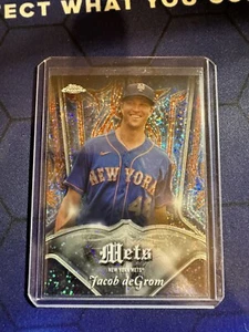 Jacob deGrom 2022 Topps Chrome Pinstriped Club Plaques Refractor #P-23 - Picture 1 of 2