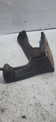 SOPORTE TUBO TRASERO SISTEMA ESCAPE FORD 2020-2022 JX615K291AB Foto 1 de 4