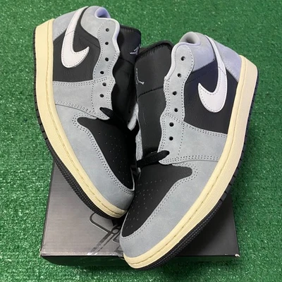 Talla 9.5 - Jordan 1 Low SE Gris Claro Humo Off Noir HQ2010-012 ¡NUEVO! ¡Envío rápido! Foto 1 de 4