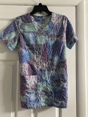 Blusa Médica Estampada Azul de Elan By Barco--Talla XS Foto 1 de 2