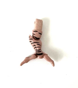 Transformers Beast Wars Deluxe Class Dinobot Velociraptor FIgure Left Leg 1996 - Picture 1 of 7