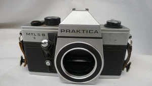 Vintage Analogue Photography Praktica MTL 5 B 35mm Film Camera Body - Picture 1 of 6