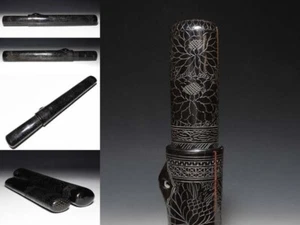 Pipecase Netsuke Inro Sagemono Era Meiji Antiguo Japonés Crisantemo Negro - Imagen 1 de 8