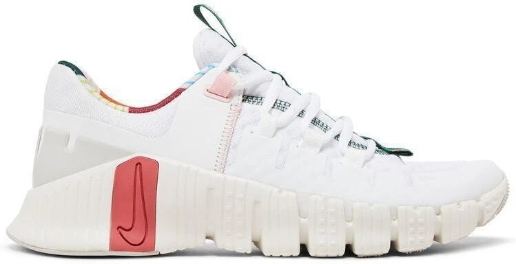 Size 7.5 - Nike Free Metcon 5 All Petals United W