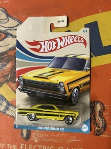 Hotwheels 1/64 1966 Ford Fairlane - Picture 1 of 1