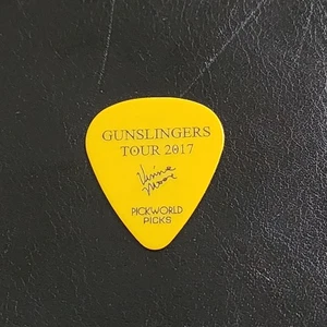 ORIGINAL TOUR GUITAR PICK UFO VINNIE MOORE (YELLOW) - Picture 1 of 2