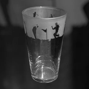 GOLF Frieze - Boxed 57cl Conical Pint Glas - Geschenk für Golfer - Bild 1 von 7