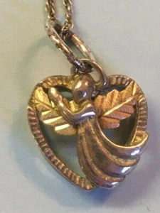 19" Sterling Silver & 12K Gold Necklace- Heart Shape w/ Angel & 12K Gold Leaves - Foto 1 di 5