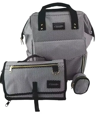 Mochila Bolsa Pañales Bebé Piel Limpia De Australia Blanco Y Negro Zig Zag Nueva en Caja Foto 1 de 4