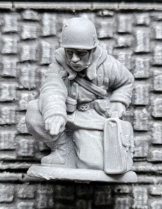 Bolt Action 28mm WW2 German FOO NCO HQ Medic Winter - Picture 1 of 3