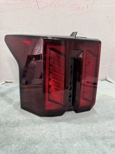 2021 2022 2023 2024 KIA SORENTO LH DRIVER TAIL LIGHT OEM - Imagen 1 de 10