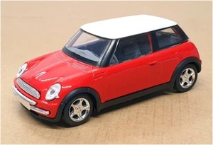 Solido A Century Of Cars 1/43 Scale AEU5130 - New Mini - Red/White - Picture 1 of 5