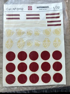 SUPERMODEL  WWII JAPANESE INSIGNA  1/72 DECALS D112 - Immagine 1 di 2