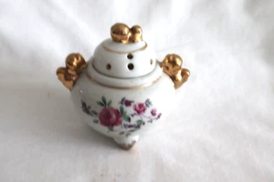 Vintage Oriental Footed Porcelain INCENSE BURNER w/lid Pink ROSES made in JAPAN - Picture 1 of 7