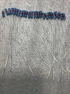 Posten 25 Stück M83519/2-13 Schirmklemme 24AWG blau transparent 16,5 mm - Bild 1 von 2