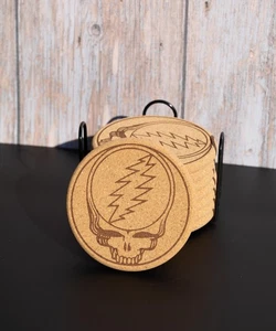 Juego de 8 posavasos de corcho Grateful Dead “Roba tu cara” con soporte | Láser - Imagen 1 de 7