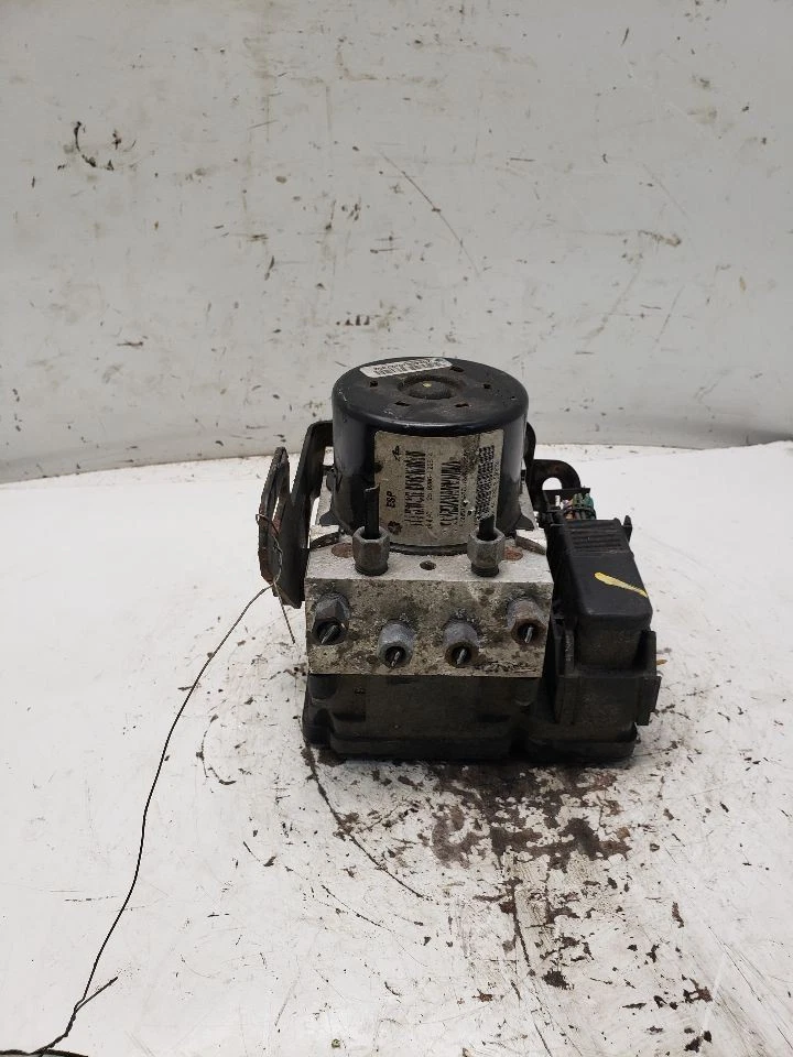 Антиблокировочная тормозная деталь подходит для 06 Commander 1436370 - Изображение 1 из 4