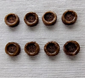 French Brocante 8 Vintage 50s Buttons Couture Dressmaker Dark Brown Plastic 1" - Picture 1 of 4