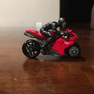 2009HotWheels MotorCycles Ducati 1098R,removable Diecast Rider - Picture 1 of 15
