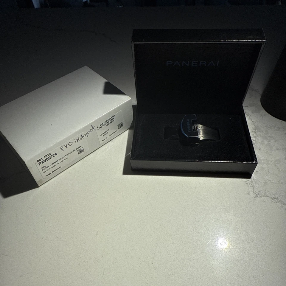 Hebilla desplegable Panerai PVD 22 mm Foto 1 de 4