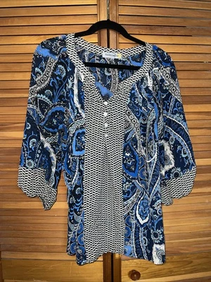 Blusa para mujer Figueroa & Flower talla 1X túnica transparente con estampado floral multicolor Foto 1 de 4