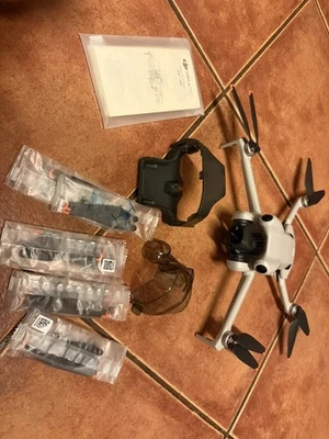 DJI Mini 4 Pro Camera Drone Only *Excellent condition - Image 1 of 4