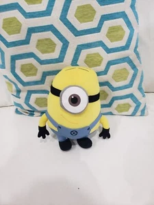 Despicable Me Minions Minion Stuart Plush Figure - Smiling - Very good Condition - Picture 1 of 3