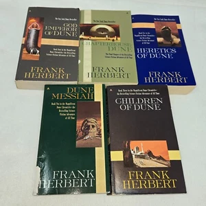 LOT OF 5 VTG PAPERBACK BOOKS DUNE SERIES BY FRANK HERBERT ACE EDITION - Picture 1 of 7