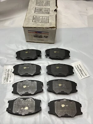 Raybestos Semi-Metallic BRAKE PADS For MITSUBISHI FUSO FE , FE-CA , FE-HD, FE-SP - Image 1 of 4