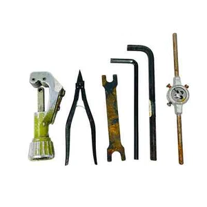 6 Pcs Hanson Arm Pipe Threader Die Head, Imperial Tubing Cutter & Various Tools - Picture 1 of 12