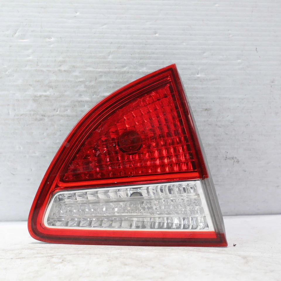 2007-2012 Hyundai Veracruz Inner Trunk-Lid Incandescent Left Side Tail Light OEM - Image 1 of 4