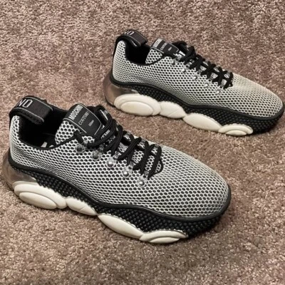 Moschino Couture Women's size 12 Bubble Teddy Shoes White Black Low Top Sneaker - Image 1 of 4