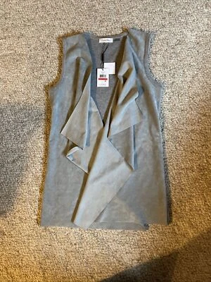 Chaleco Calvin Klein Imitación Gamuza Largo Abierto Gris - Talla XS - Venta al por menor $109 Foto 1 de 4