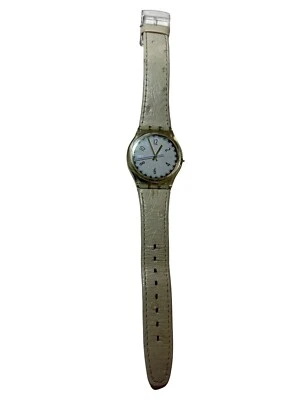 Reloj Swatch Nuevo de Lote Antiguo 1992 Raro Blanco Hecho en Suiza para Hombres y Mujeres Raro Modelo Años 90 Foto 1 de 4