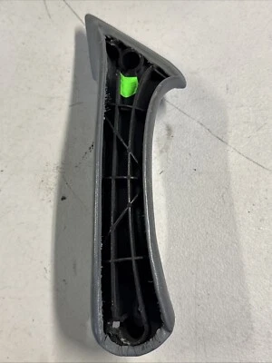 Mercedes-Benz ML W163 1998-2005 puerta derecha manija interior soporte gris orión Foto 1 de 4