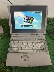 Toshiba Portege 660CDT Laptop, , Windows 95 funktioniert - Bild 1 von 8