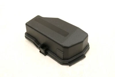 NUEVA TAPA DE CAJA DE FUSIBLES DE MOTOR OEM 82662-50150 para Lexus LS460 LS600hL 2007-2017 Foto 1 de 4