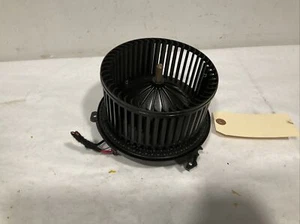 19 - 22 CHEVY BLAZER DASHBOARD A/C MOTOR OEM LR951002 - Picture 1 of 7