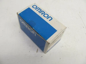 OMRON E2CA-AN4C AMPLIFICATORE SENSORE DI PROSSIMITÀ 100/240VAC - Foto 1 di 6