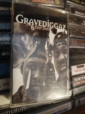Gravediggaz 6 Feet Deep Cassette Tape 1994 Island Records RZA Hip Hop - Image 1 of 4